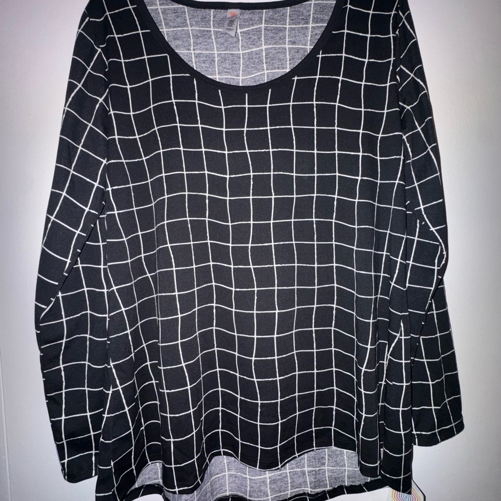 Lularoe Lynnae Black and White Grid Pattern Women's Top